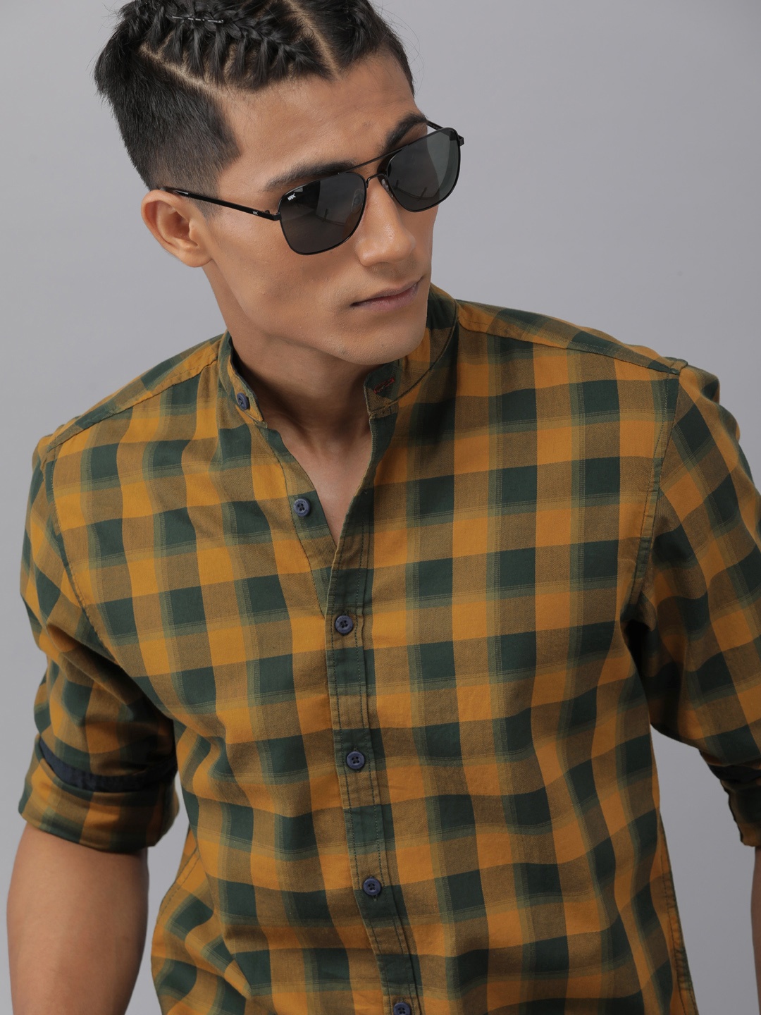 

Roadster Men Yellow & Green Checked Casual Shirt