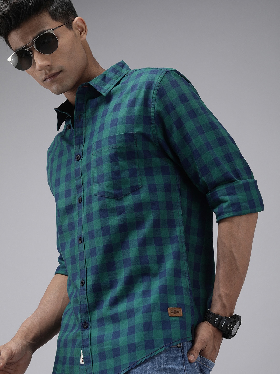 

Roadster Men Blue Gingham Checks Opaque Pure Cotton Casual Shirt