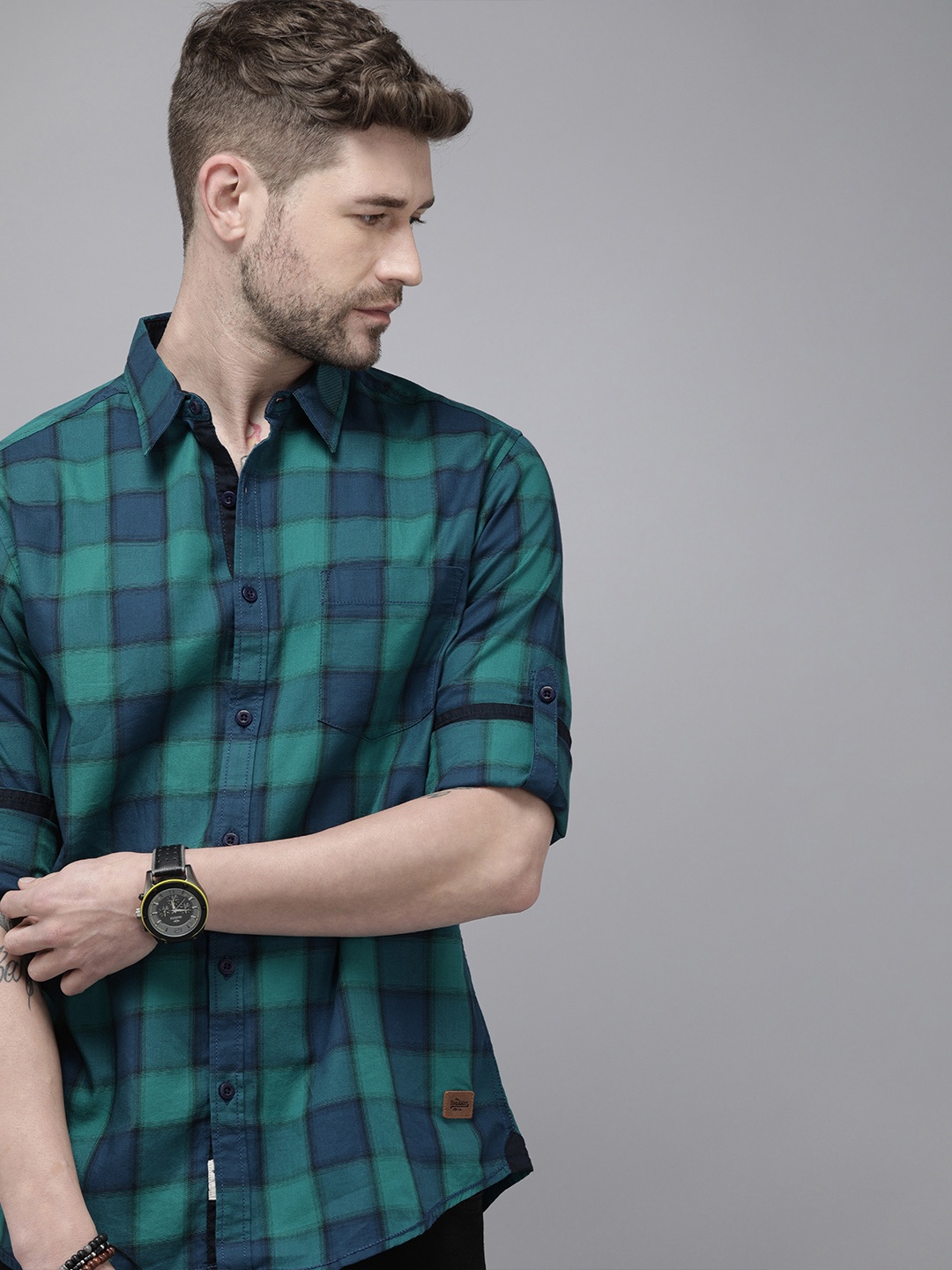 

Roadster Men Blue & Green Checked Casual Shirt