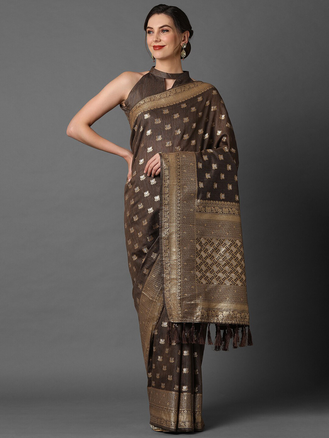 

Mitera Brown & Gold-Toned Floral Banarasi Saree