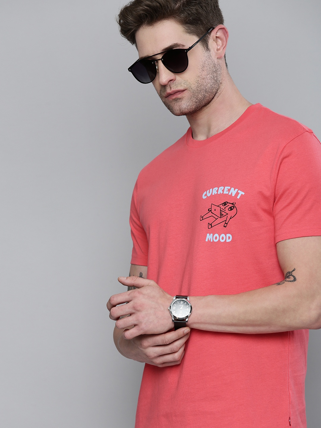 

Levis Men Pink Typography Printed Pure Cotton T-shirt