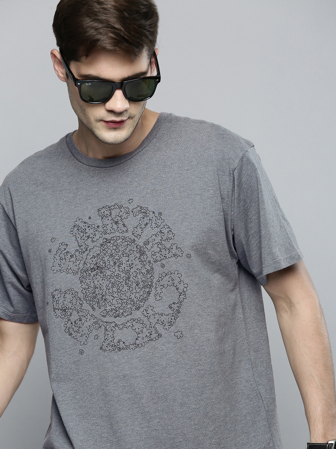 

Levis Men Grey Typography Printed Pure Cotton T-shirt