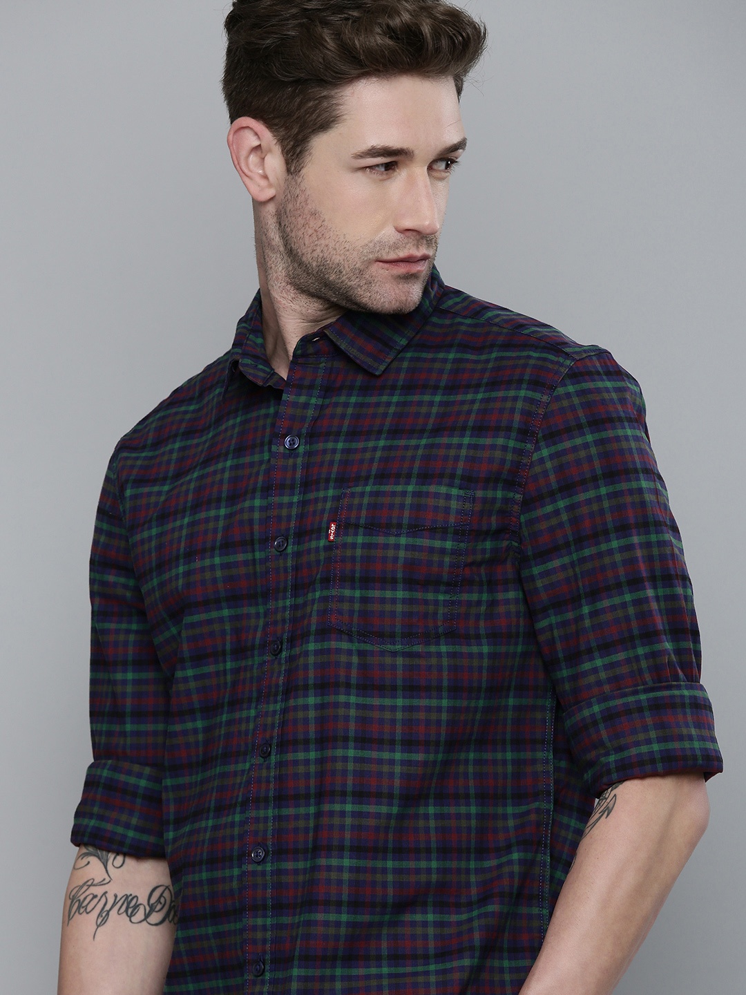 

Levis Men Dark Blue And Red Slim Fit Tartan Checked Pure Cotton Casual Shirt