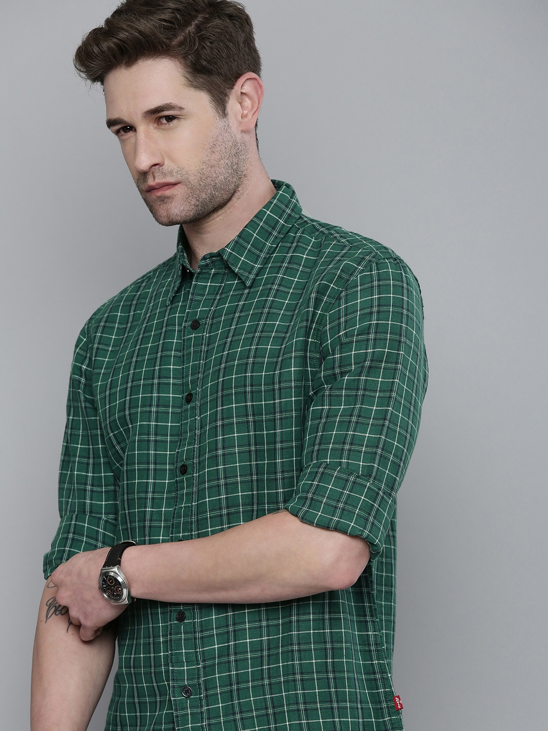 

Levis Men Sea Green Slim Fit Tartan Checked Casual Shirt