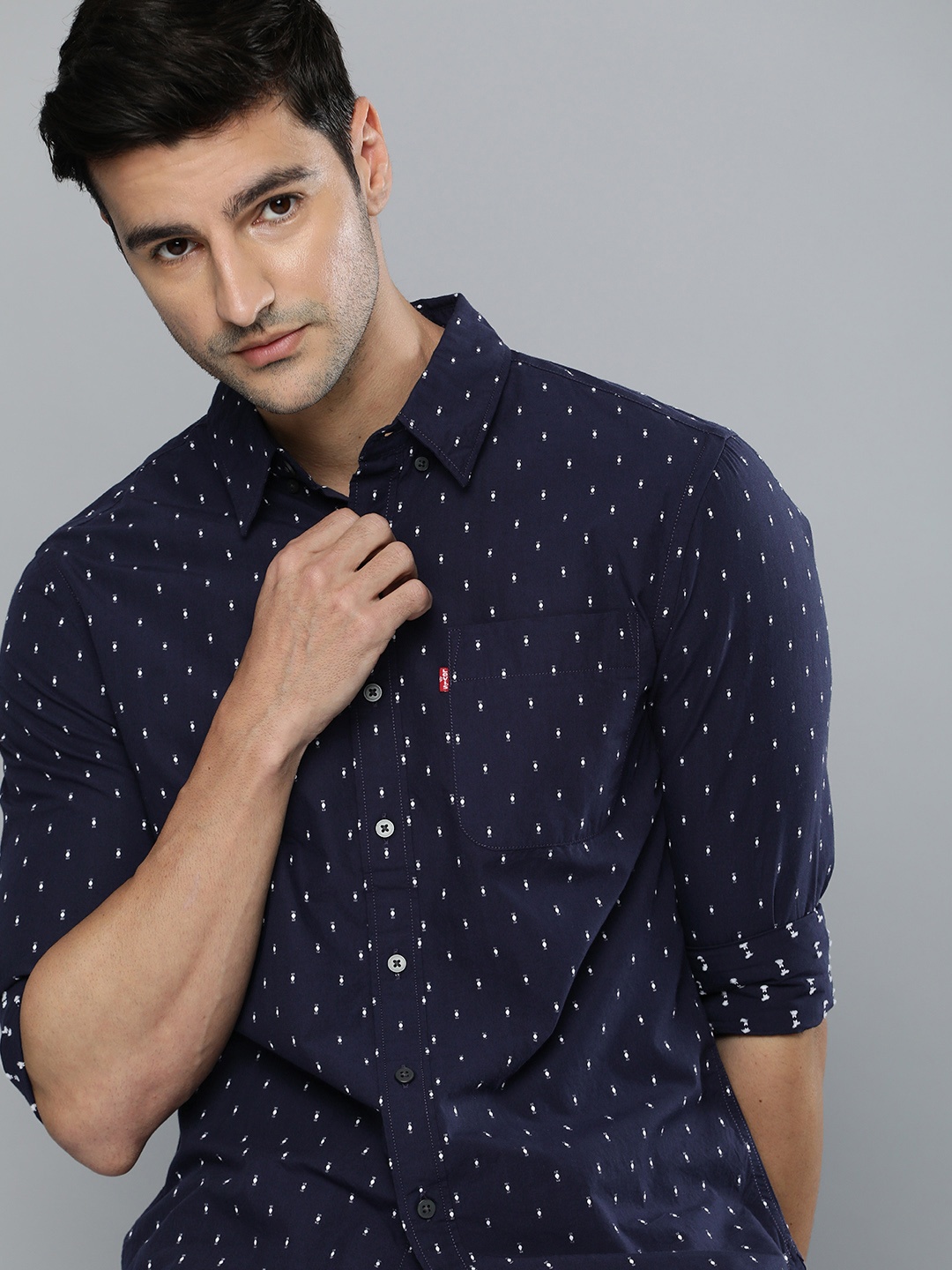 

Levis Men Navy Blue Slim Fit Opaque Printed Casual Shirt