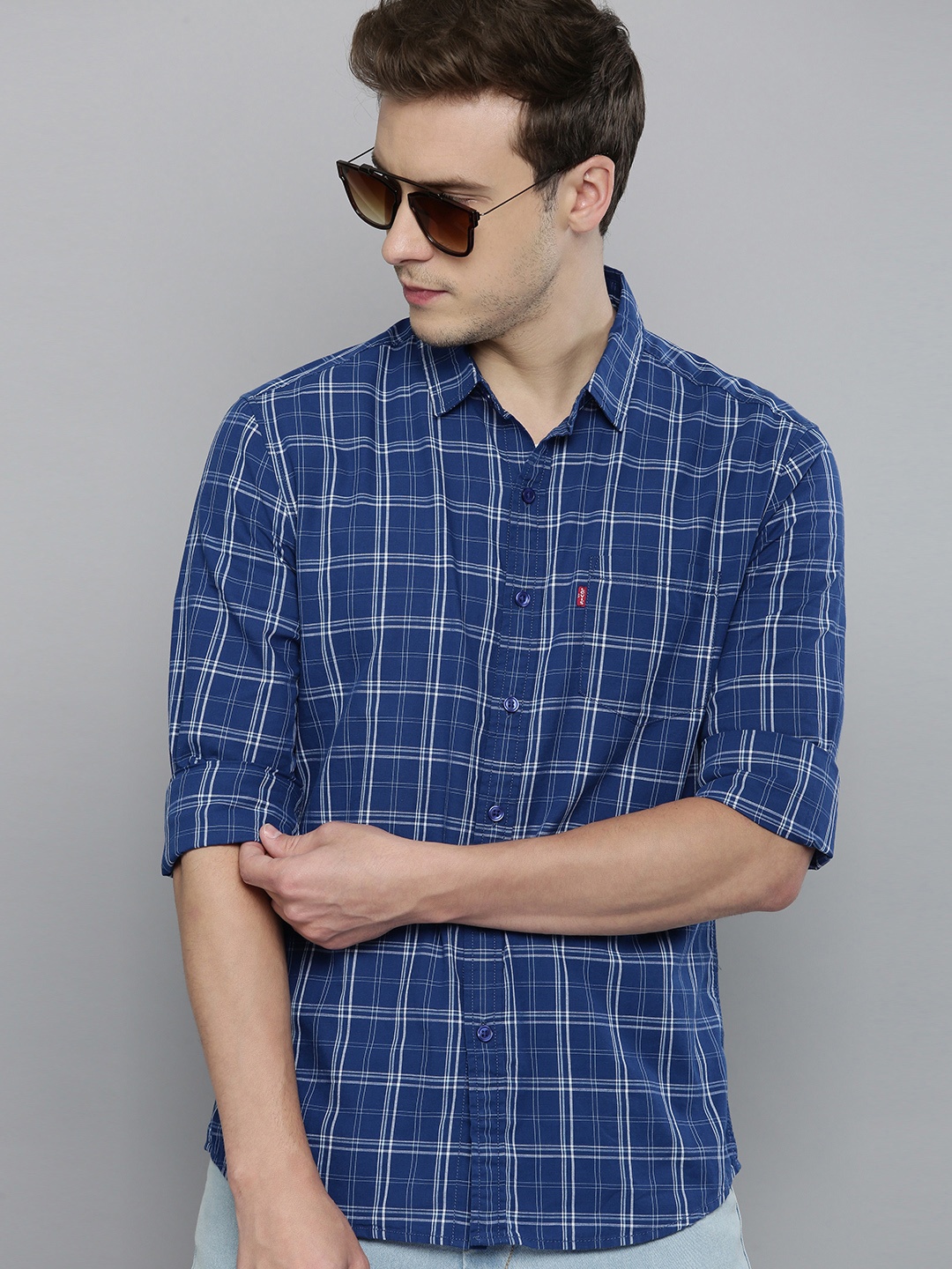 

Levis Men Blue Slim Fit Opaque Checked Casual Shirt