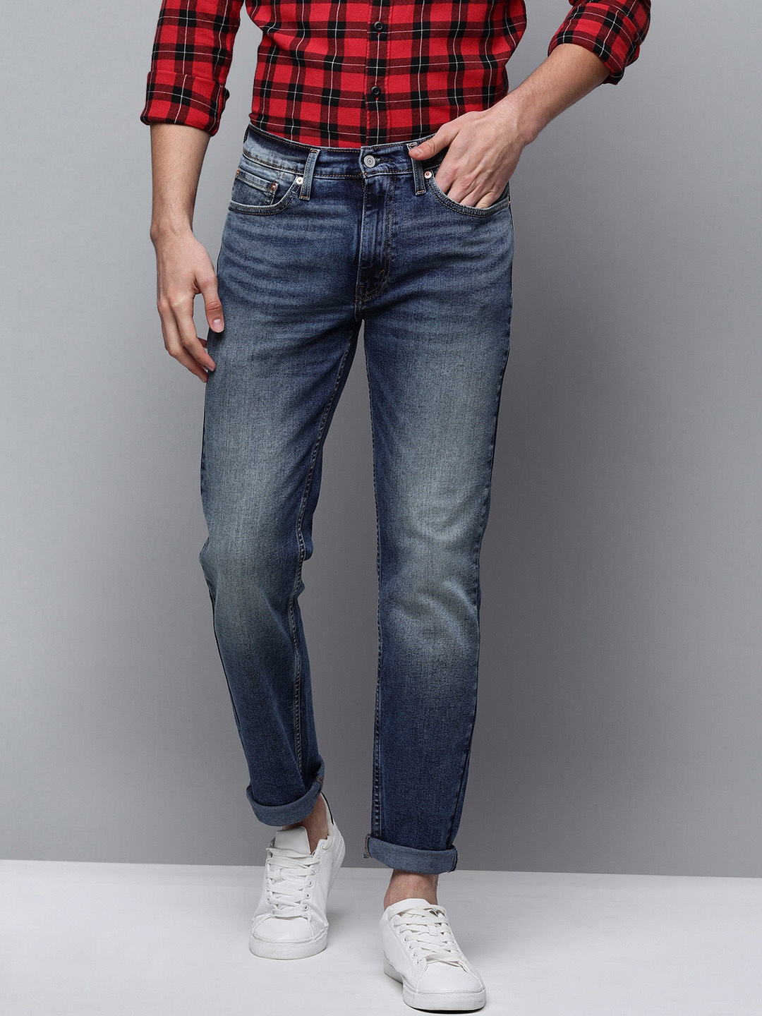 

Levis Men Blue 511 Slim Fit Mid Rise Light Fade Stretchable Jeans