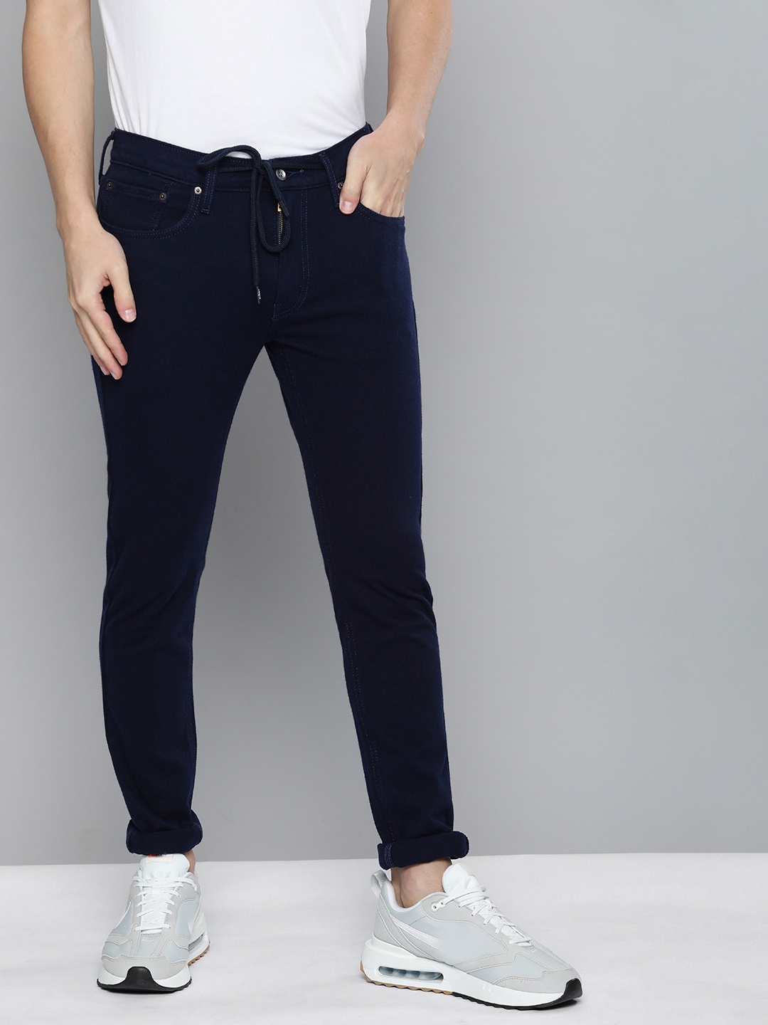 

Levis Men Dark Blue Skinny Fit Mid-Rise Clean Look Jeans