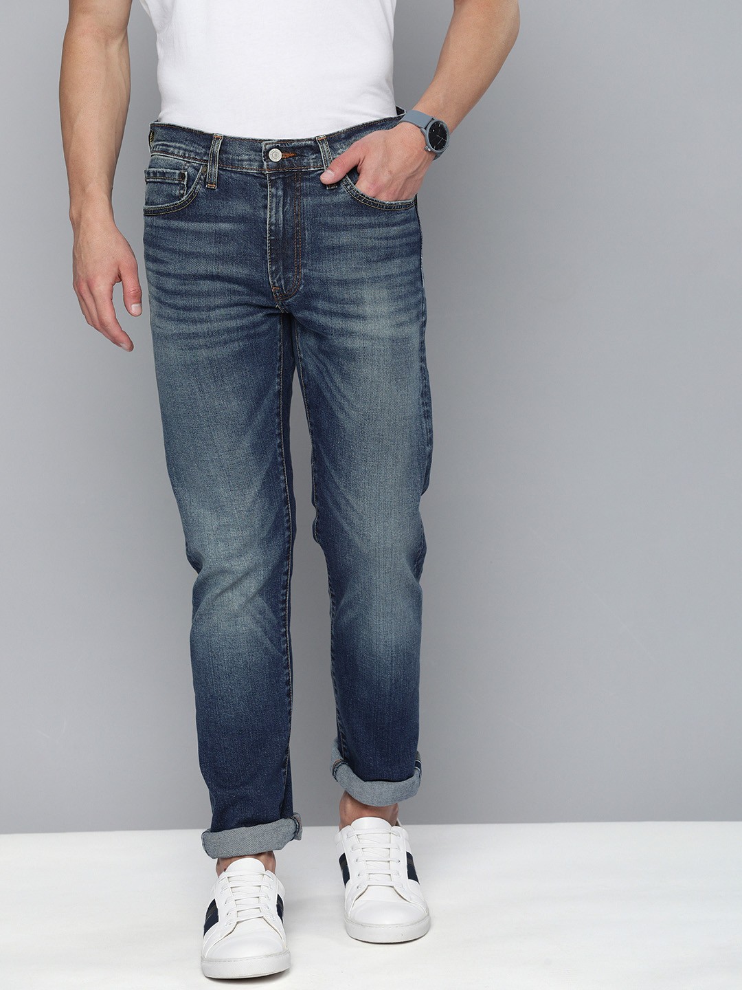 

Levis Men Blue 511 Slim Fit Light Fade Stretchable Jeans