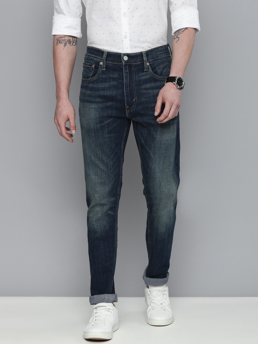 

Levis Men Blue 512 Slim Fit Light Fade Stretchable Jeans