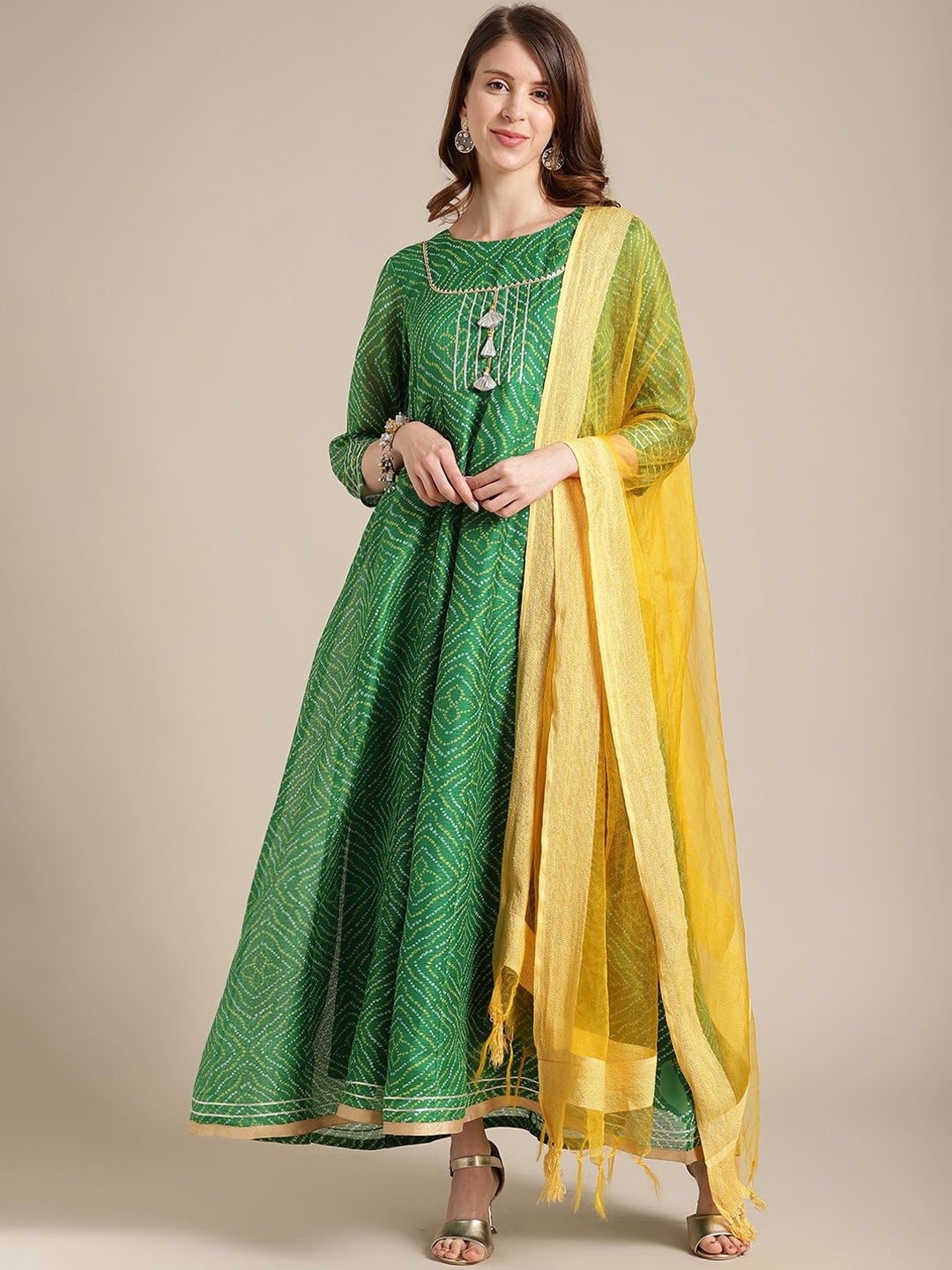 

Varanga Women Green Ethnic Motifs Printed Flared Sleeves Anarkali Kurta