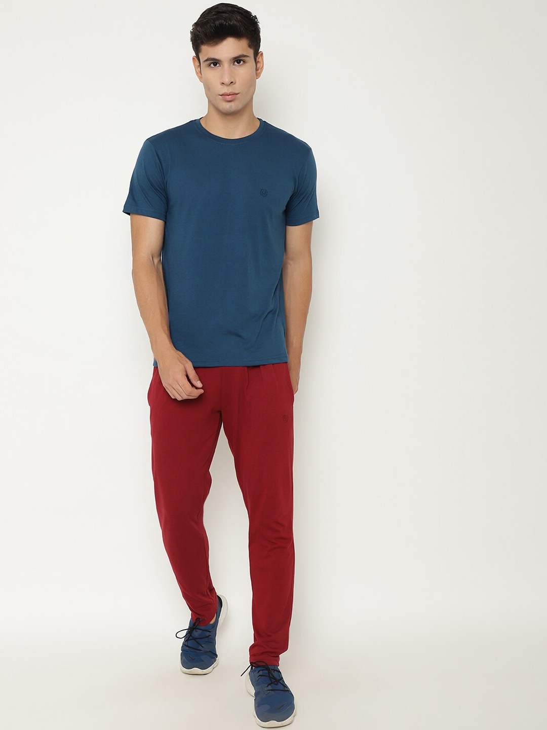 

Chkokko Men Blue & Red Solid Cotton Tracksuit