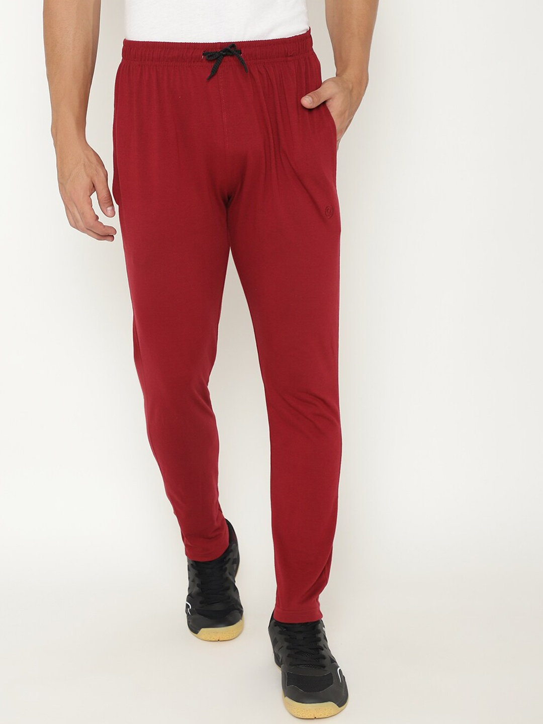 

CHKOKKO Men Maroon Solid Straight-Fit Sports Gym Track Pants