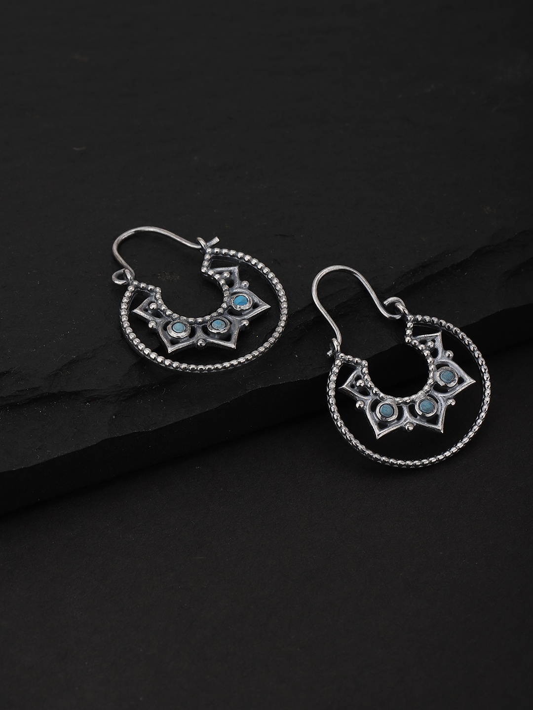 

Carlton London Blue & Silver-Toned Rhodium-Plated Beaded Shaped Drop Earrings