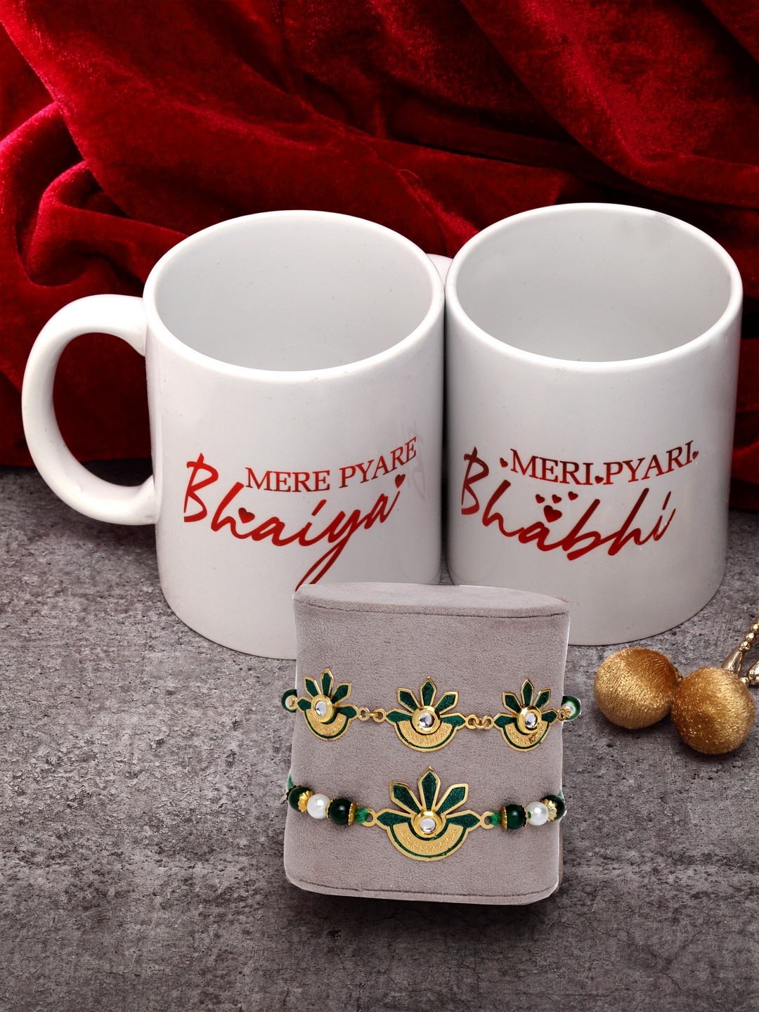 

PANASH Set of 4 Gold-Plated & Green Lumba & Rakhi Set With Bhaiya Bhabhi Mugs