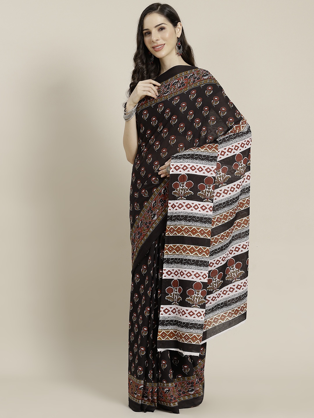 

Libas Black & Maroon Ethnic Motifs Pure Cotton Saree