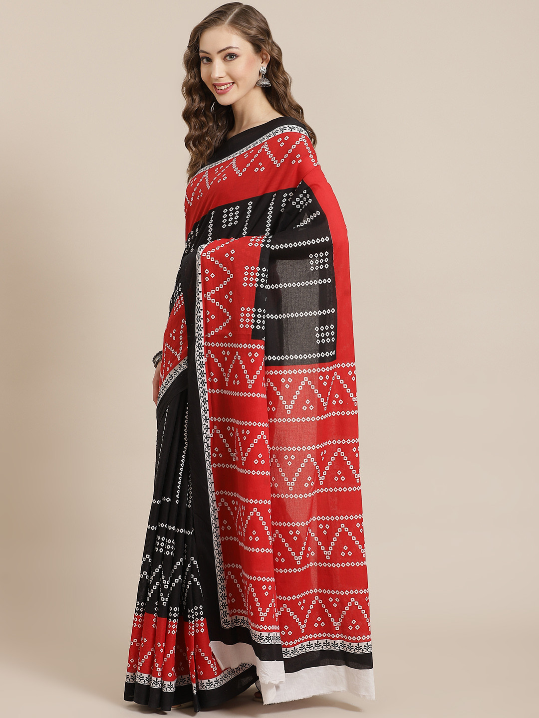 

Libas Black & Red Printed Pure Cotton Saree