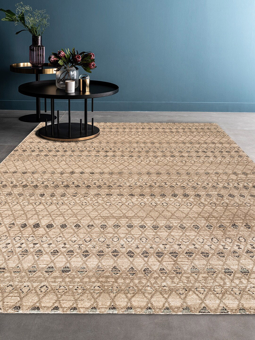 

DDecor Cream-Coloured Geometric Carpet