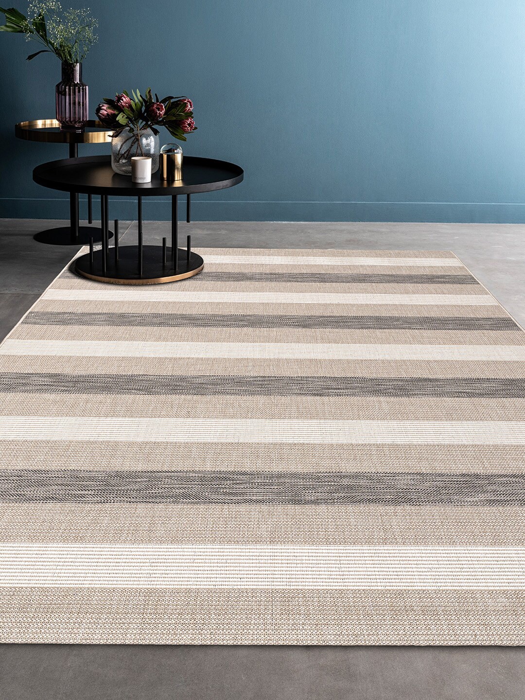 

DDecor Cream-Coloured & Beige Striped Floor Rug