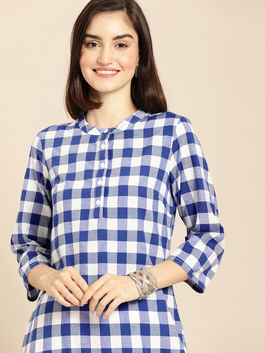 

Anouk Women Blue & White Checked Mandarin-Collar Straight Kurta