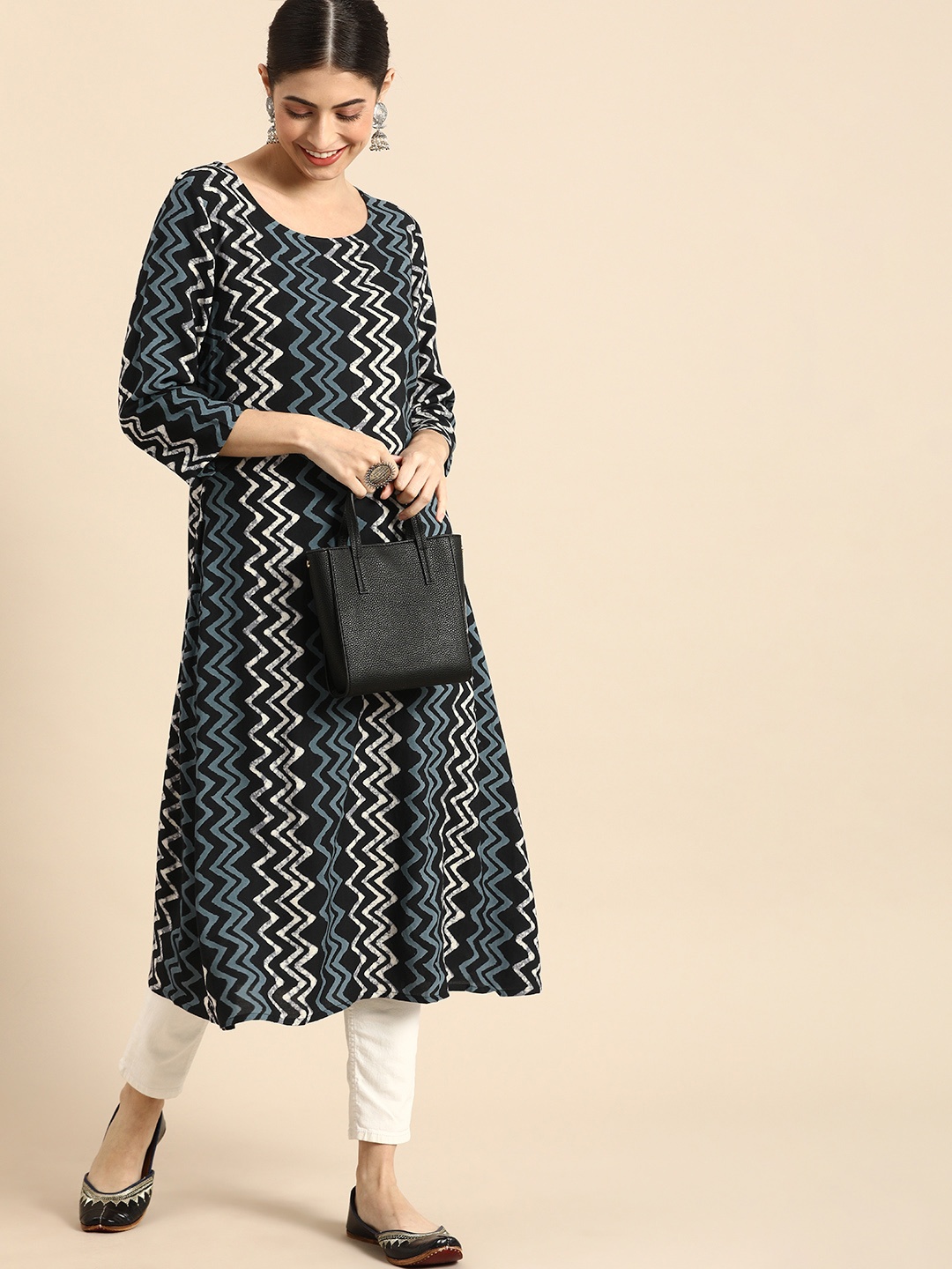 

Anouk Women Black & Blue Printed Kurta