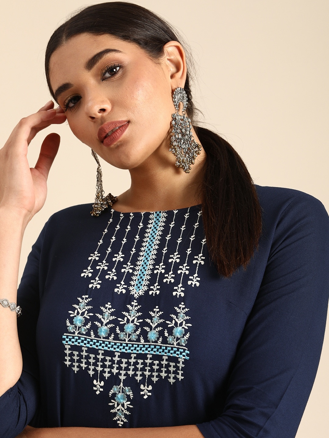 

Anouk Women Navy Blue & White Embroidered Straight Kurta