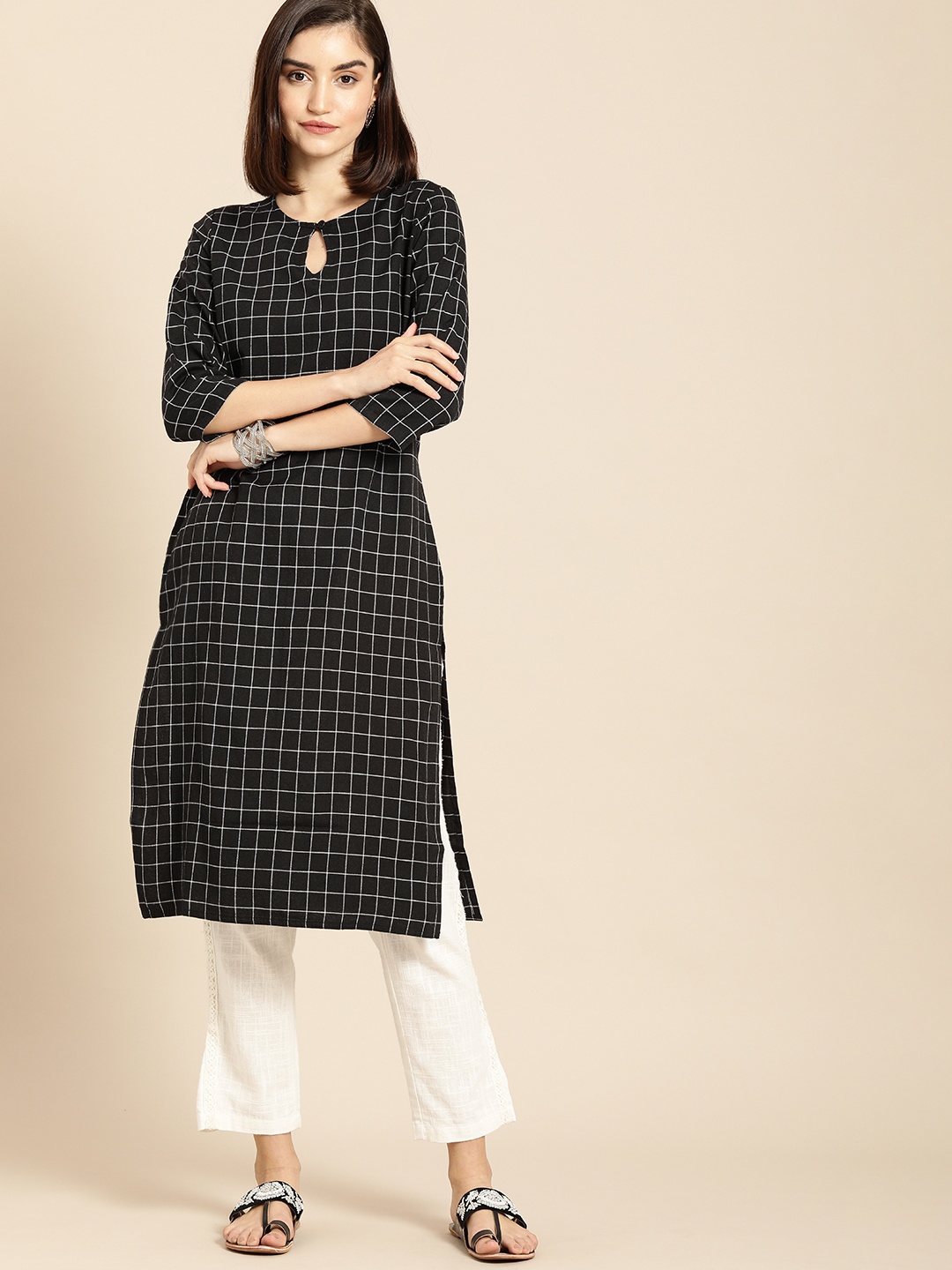 

Anouk Women Black & White Checked Keyhole Neck Straight Kurta