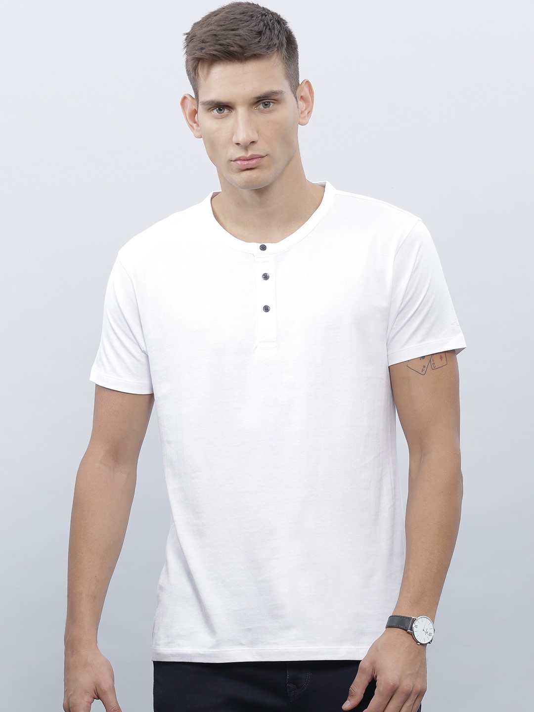 

ether Men White Solid Henley T-shirt