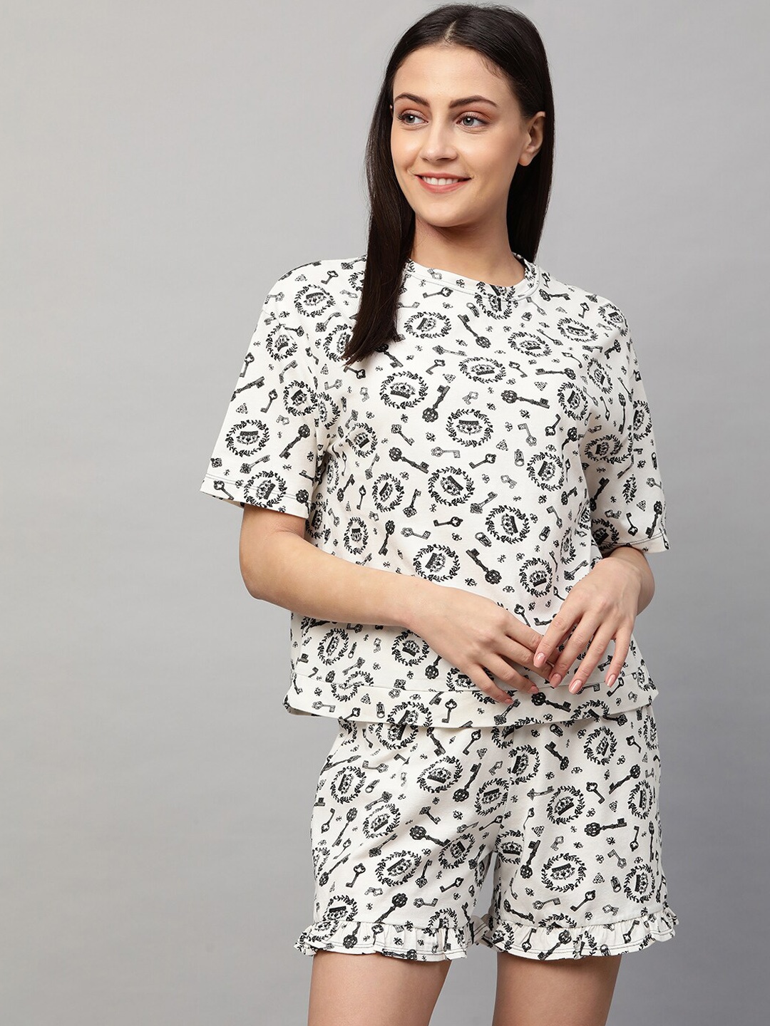 

Chemistry Women Off White & Black Printed Night Suit