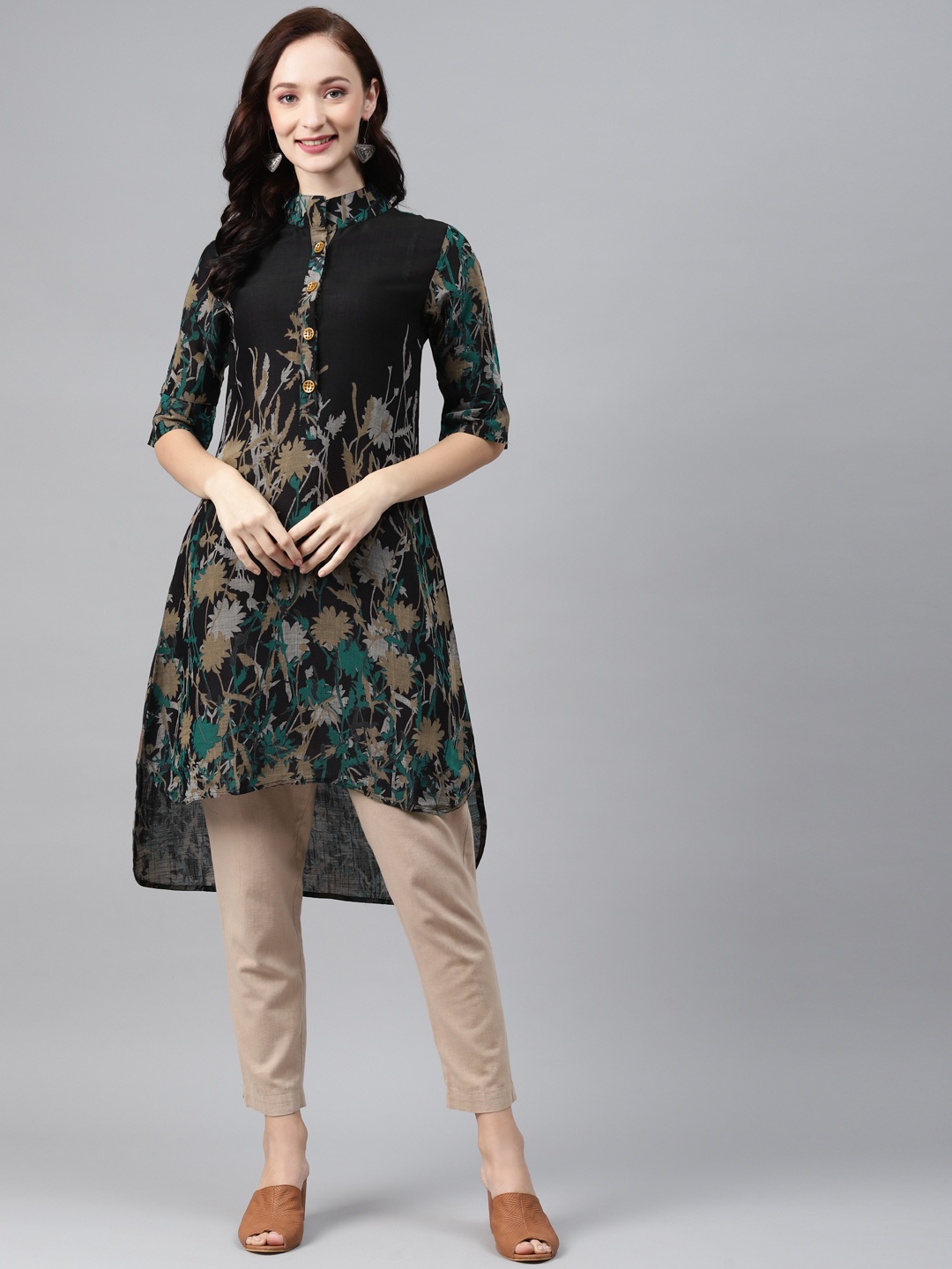 

Cottinfab Women Black & Green Floral Printed High-Low A-Line Kurta