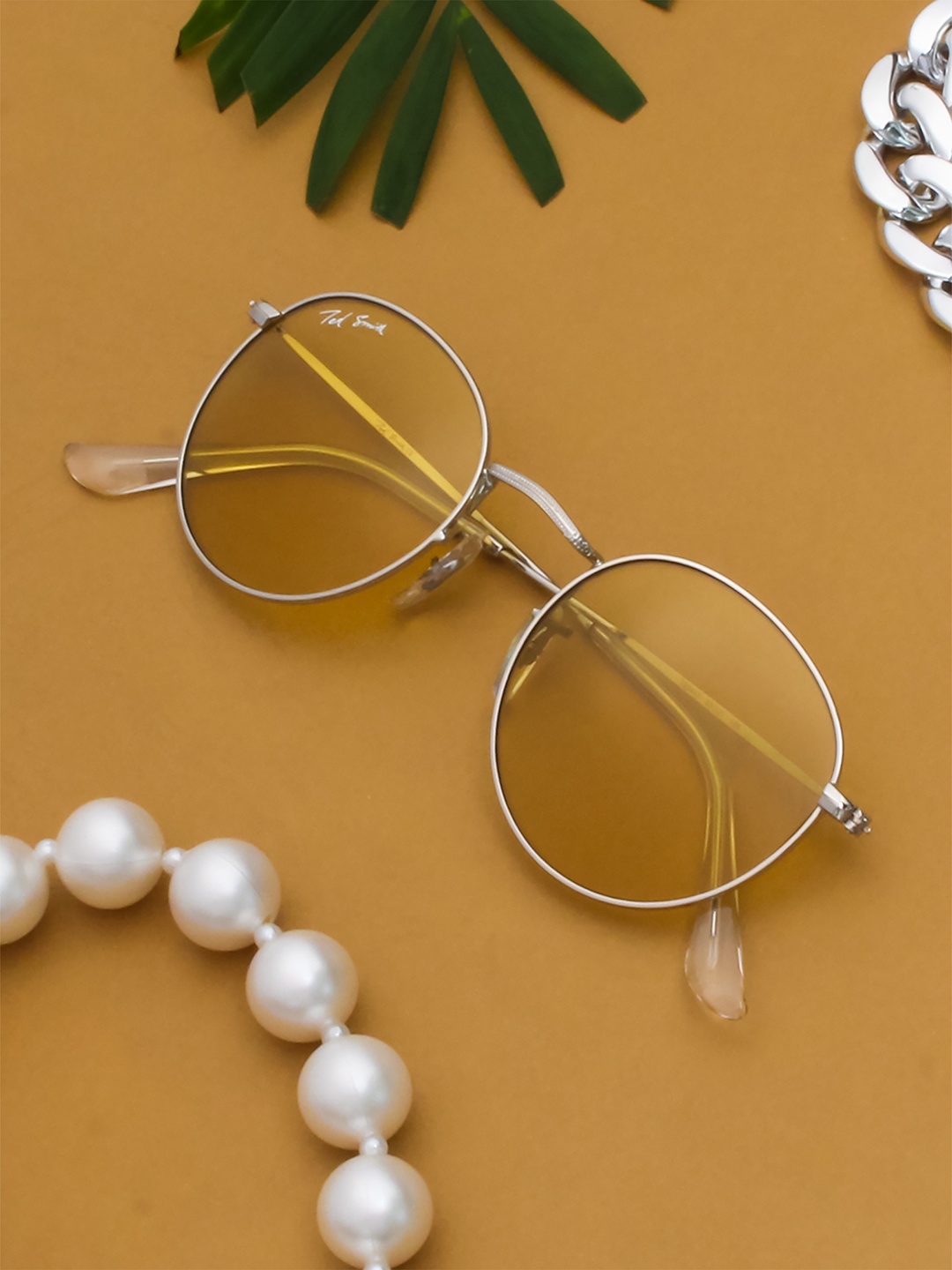 

Ted Smith Unisex Yellow Lens & Silver-Toned Round Sunglasses with UV Protected Lens
