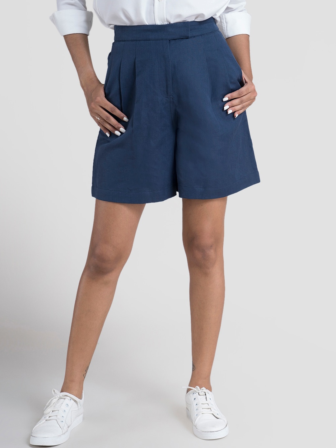 

FableStreet Women Navy Blue Loose Fit Mid-Rise Regular Shorts