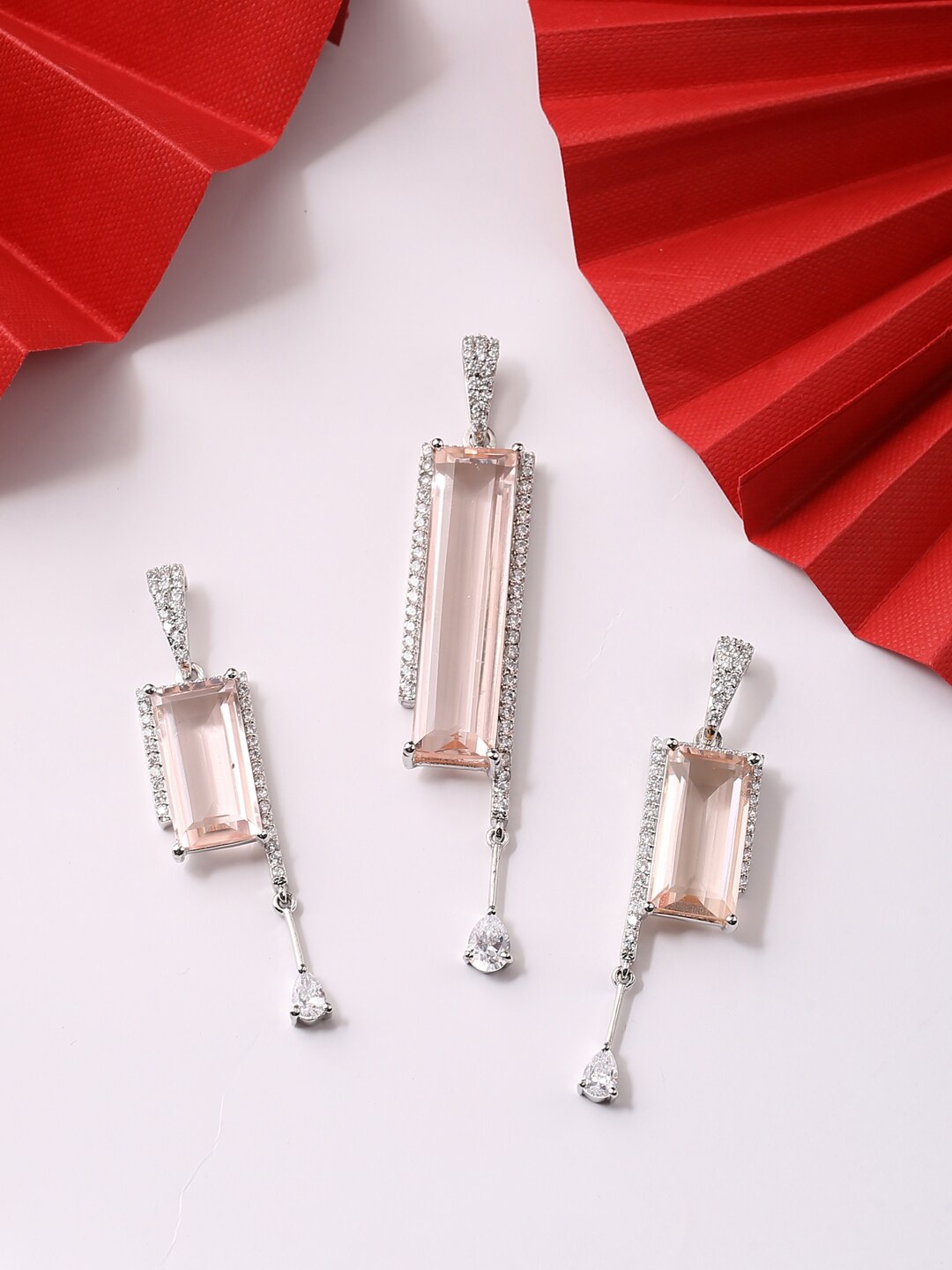 

Tistabene Silver-Toned & White Stone-Studded Contemporary Pendant Jewellery Set