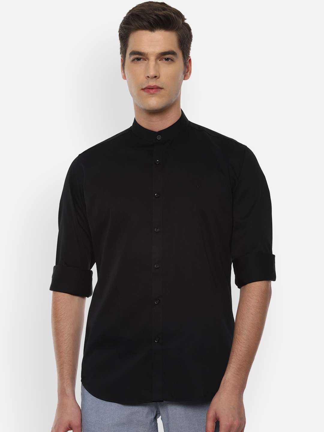 

V Dot Men Black Slim Fit Cotton Casual Shirt