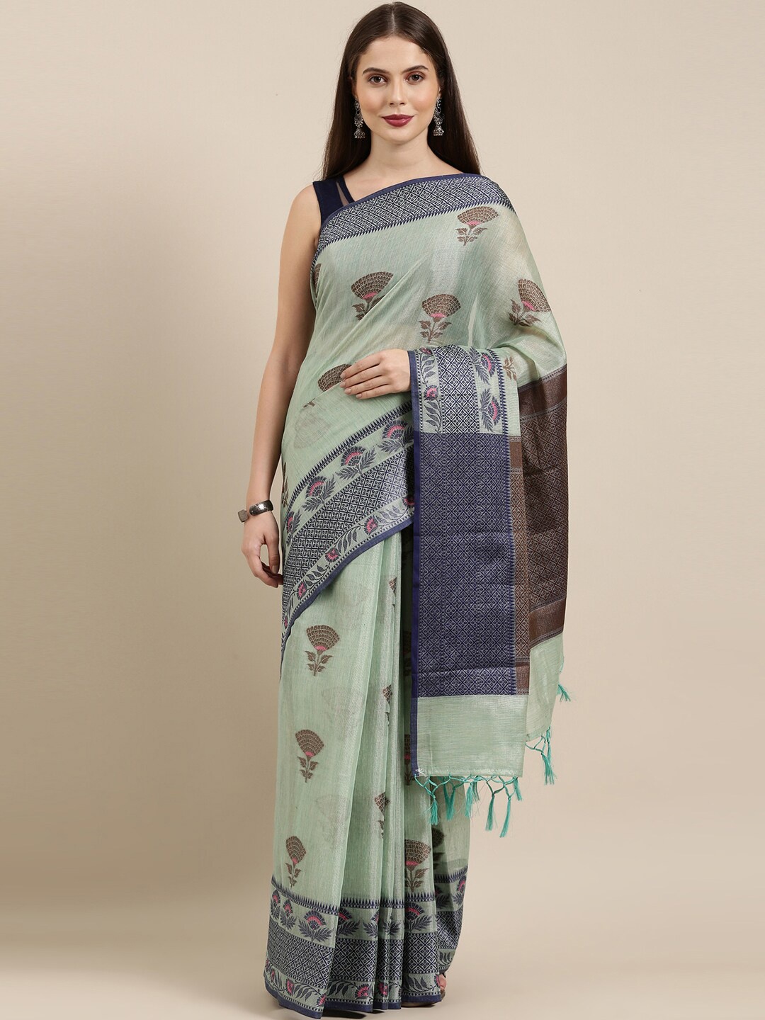 

The Chennai Silks Green & Navy Blue Floral Organza Fusion Banarasi Saree