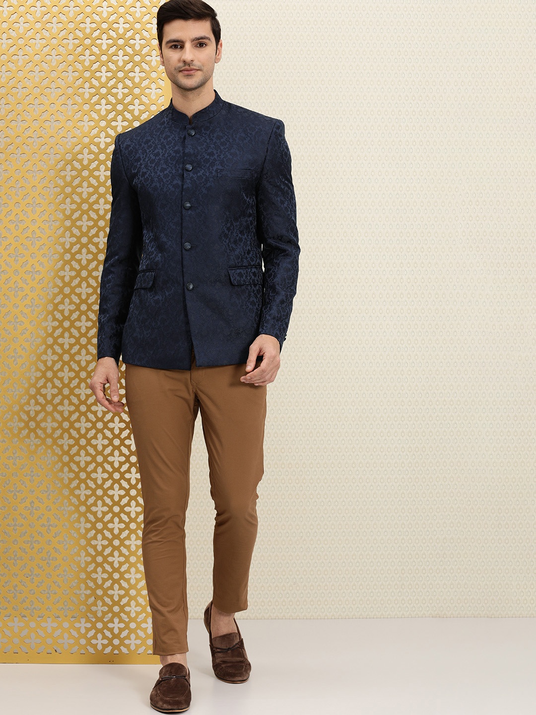 

House of Pataudi Men Blue Self Designed Bandhgala Jashn Blazer