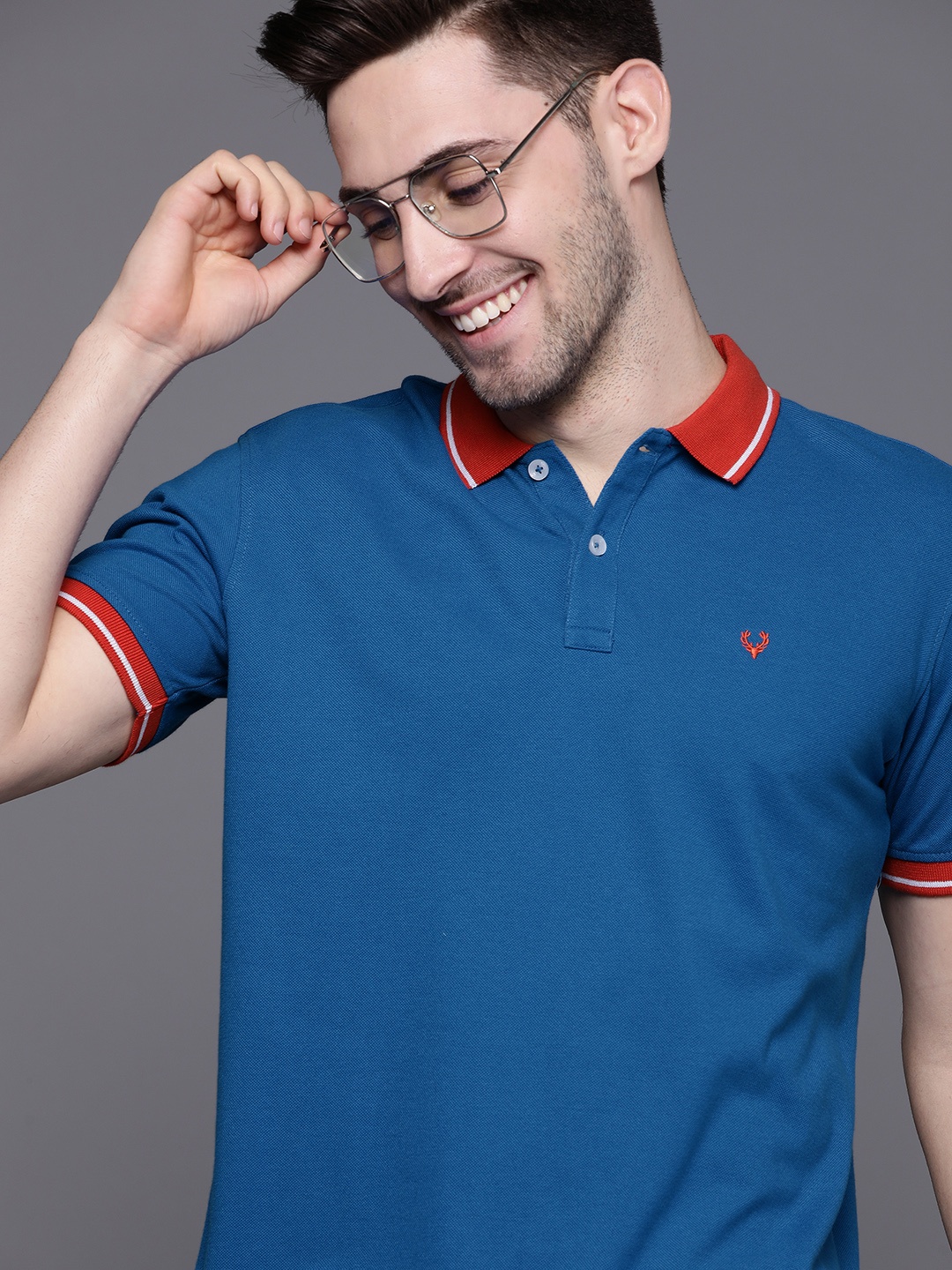 

Allen Solly Men Blue Solid Polo Collar T-shirt