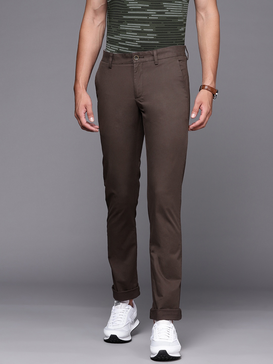 

Allen Solly Men Coffee Brown Solid Slim Fit Chinos Trousers
