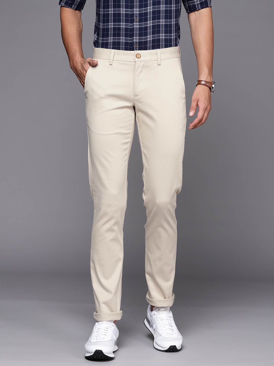 

Allen Solly Men Beige Solid Slim Fit Trousers