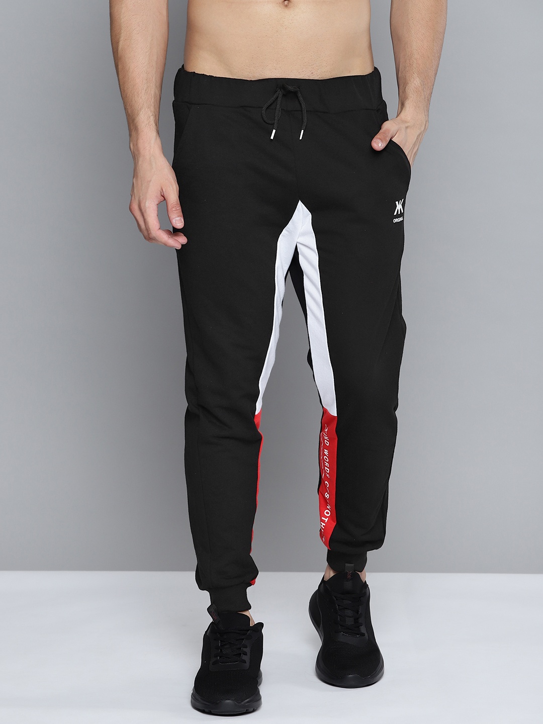 

Kook N Keech Men Black Solid Joggers