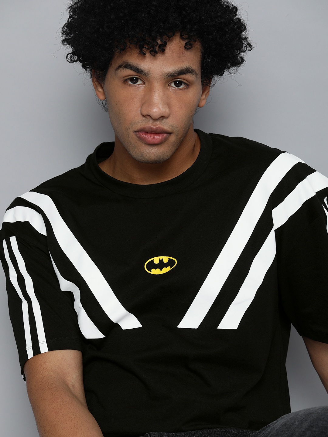 

Kook N Keech Batman Men Black & White Batman Printed Pure Cotton Casual T-shirt