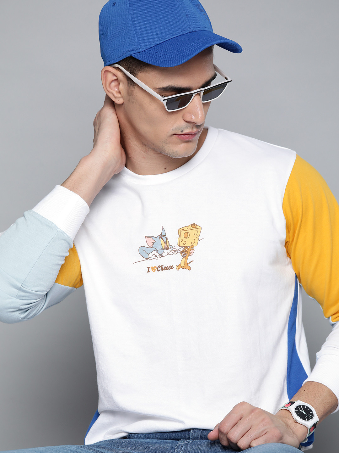 

Kook N Keech Toons Men White Tom & Jerry Printed Sweatshirt