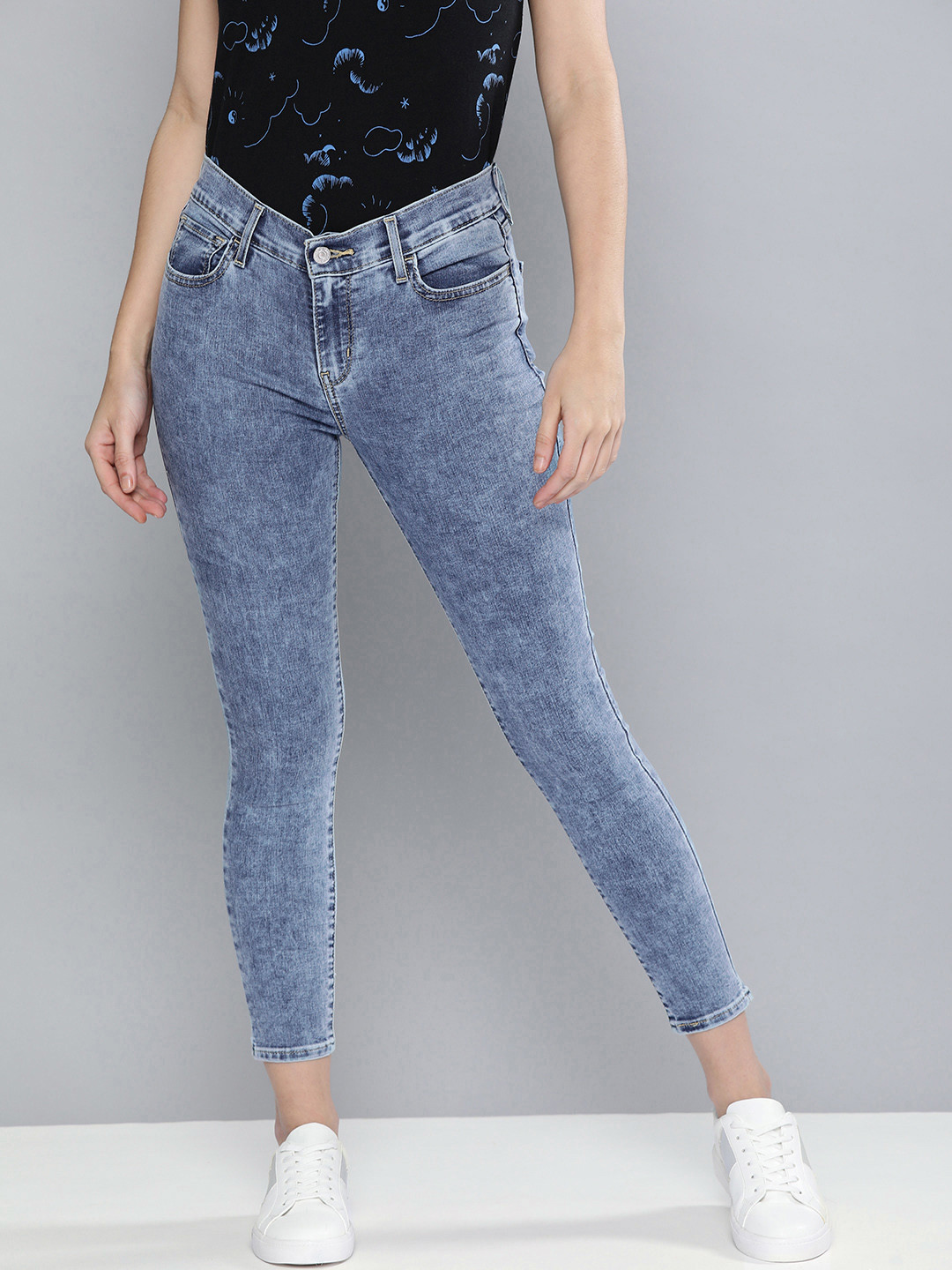 

Levis Women Blue Super Skinny Fit Heavy Fade Stretchable Jeans