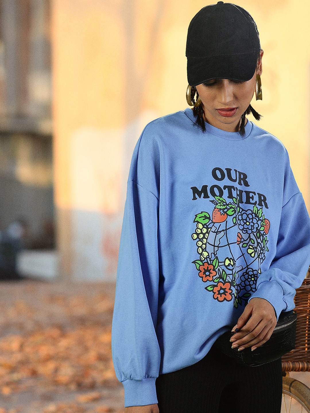 

Levis Women Blue Round Neck Printed Sweatshirt