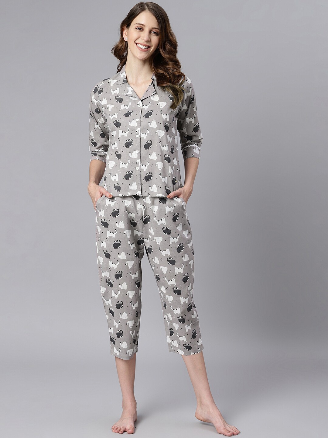 

Janasya Women Grey Animal Print Cotton Night Suit Set