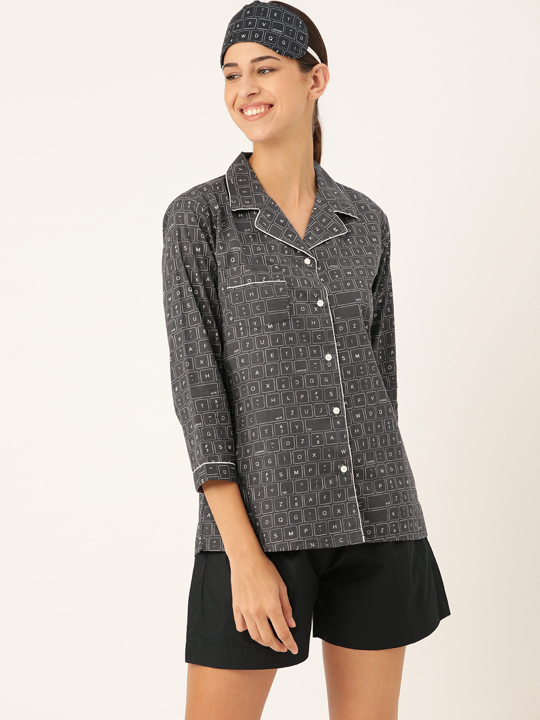 

Rapra The Label Women Grey & Black Printed Night suit