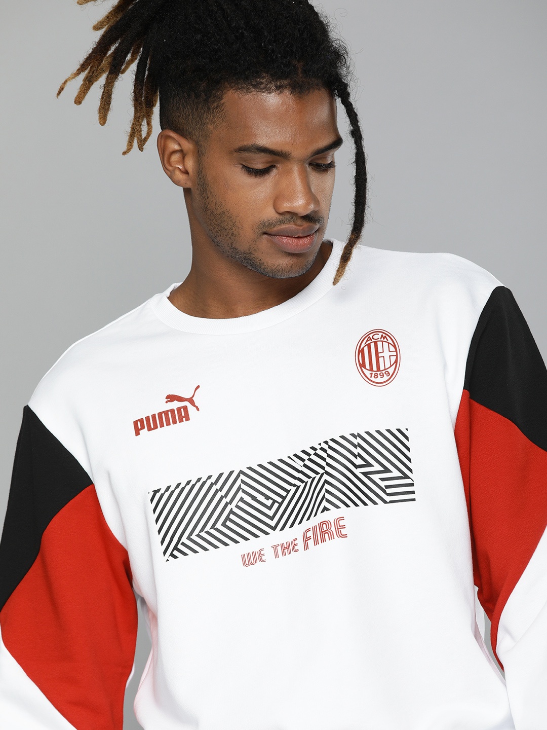 

Puma Men White Printed Regular Fit Milan Football Sweatshirt