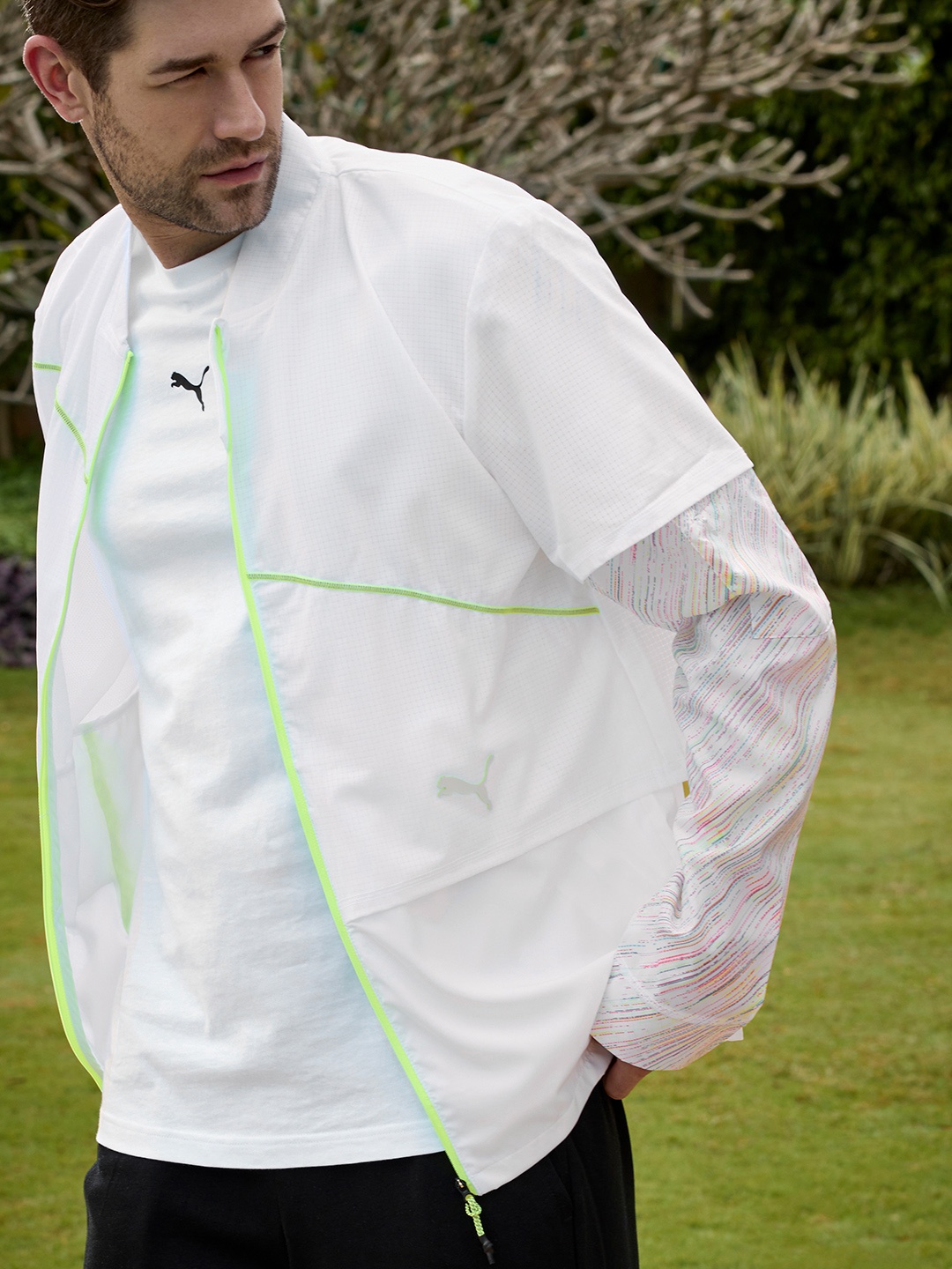 

Puma Men White RUN Woven Hooded Men's Ultra Sporty Track Jacket