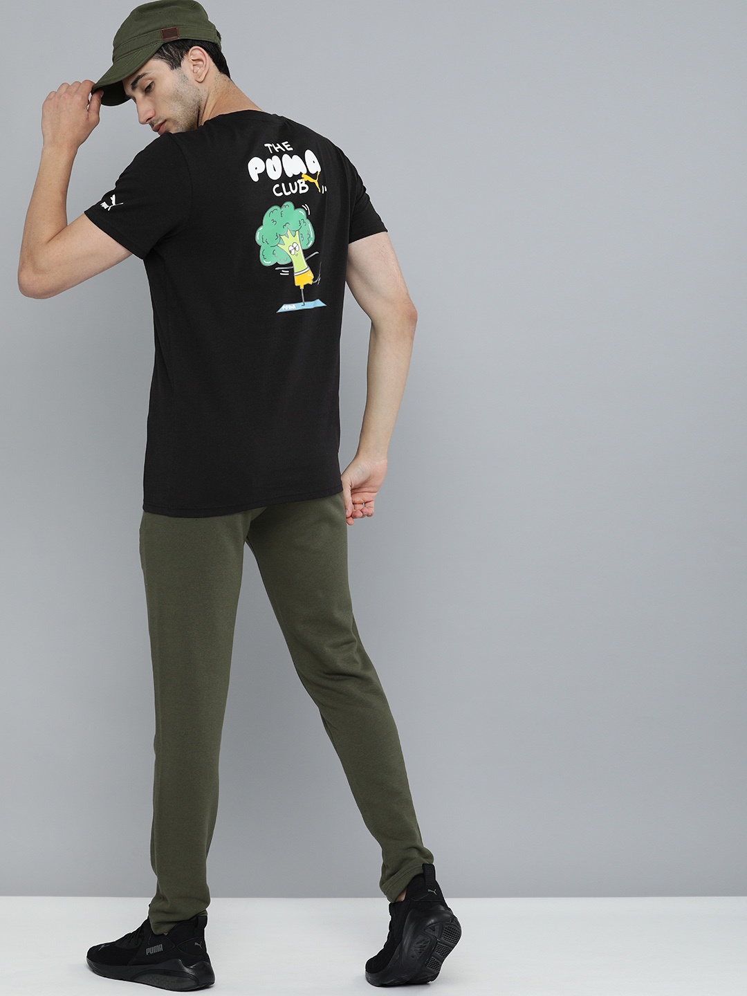 

Puma Men Black Pure Cotton Back Printed Slim Fit T-shirt