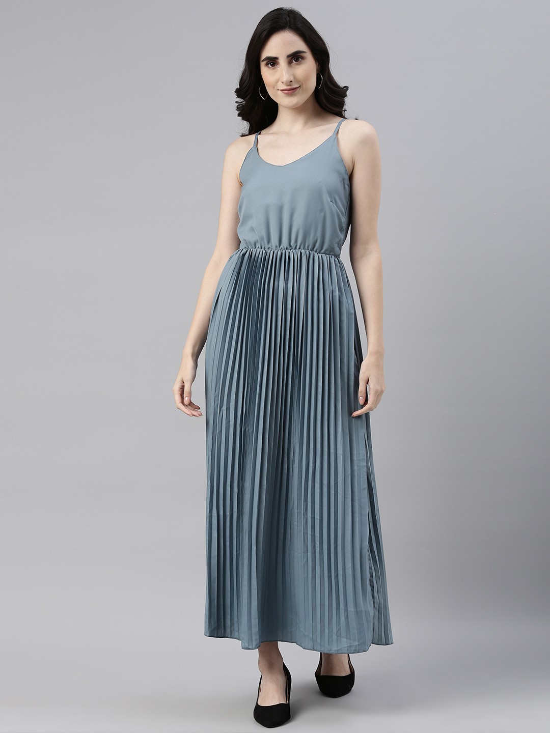 

Campus Sutra Blue Accordion Pleated Maxi Dress